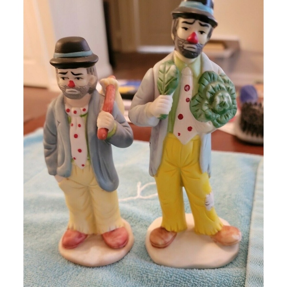 FLAMBRO EMMETT KELLY JR COLLECTION CLOWN‎ Eating Cabbage/Hobo Carrying Knapsack